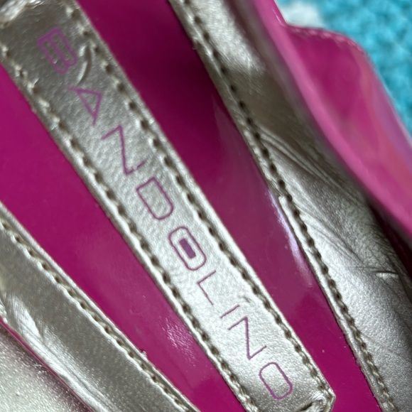 New BANDOLINO fuchsia pink patent leather peep toe sling backs with wood heel 8M - Picture 2 of 5